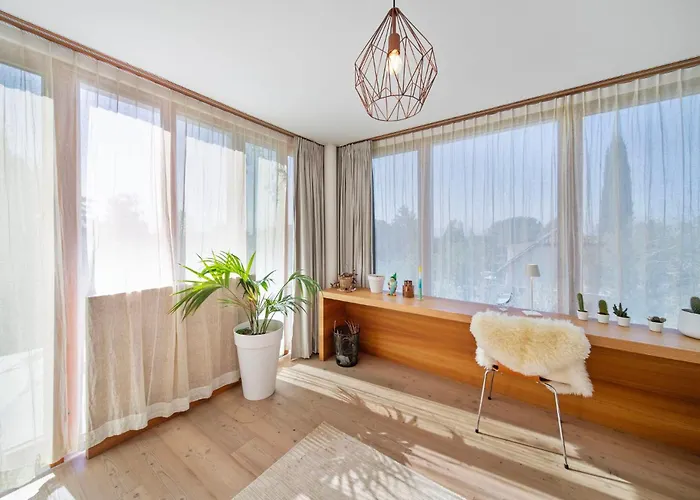 Serenity Sustainable Luxury Retreat By Guestlee Willa Preverenges