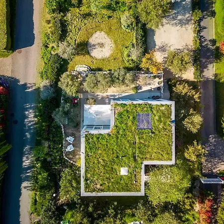 Serenity Sustainable Luxury Retreat By Guestlee Preverenges