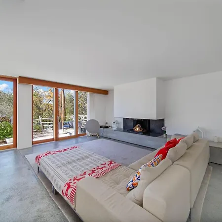 Villa Serenity Sustainable Luxury Retreat By Guestlee *