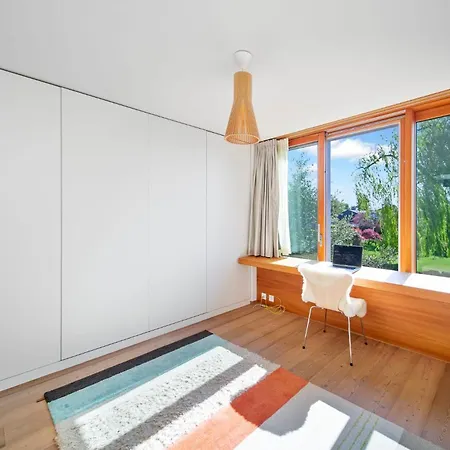 Serenity Sustainable Luxury Retreat By Guestlee Preverenges